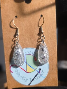 Silver Glitter Teardrop Dangle Earrings -